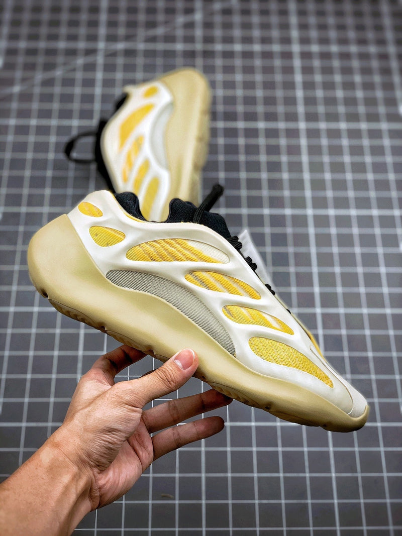 Tênis Adidas Yeezy Boost 700 V3 Srphym - Rei da Pelada