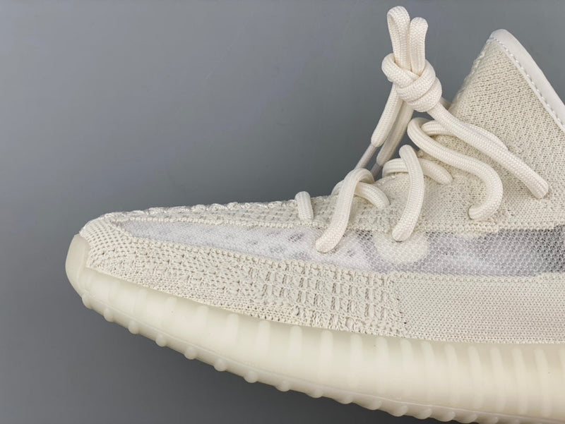 Tênis Adidas Yeezy Boost 350 V2 Bone - Rei da Pelada