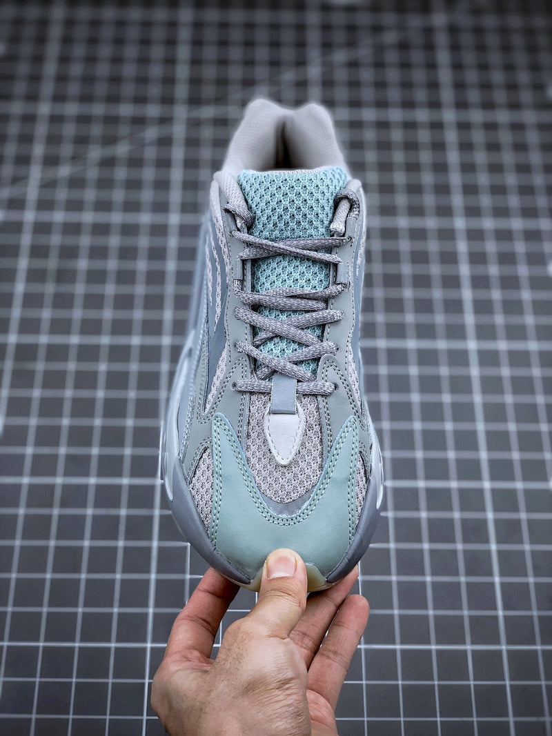 Tênis Adidas Yeezy Boost 700 V2 Inertia - Rei da Pelada