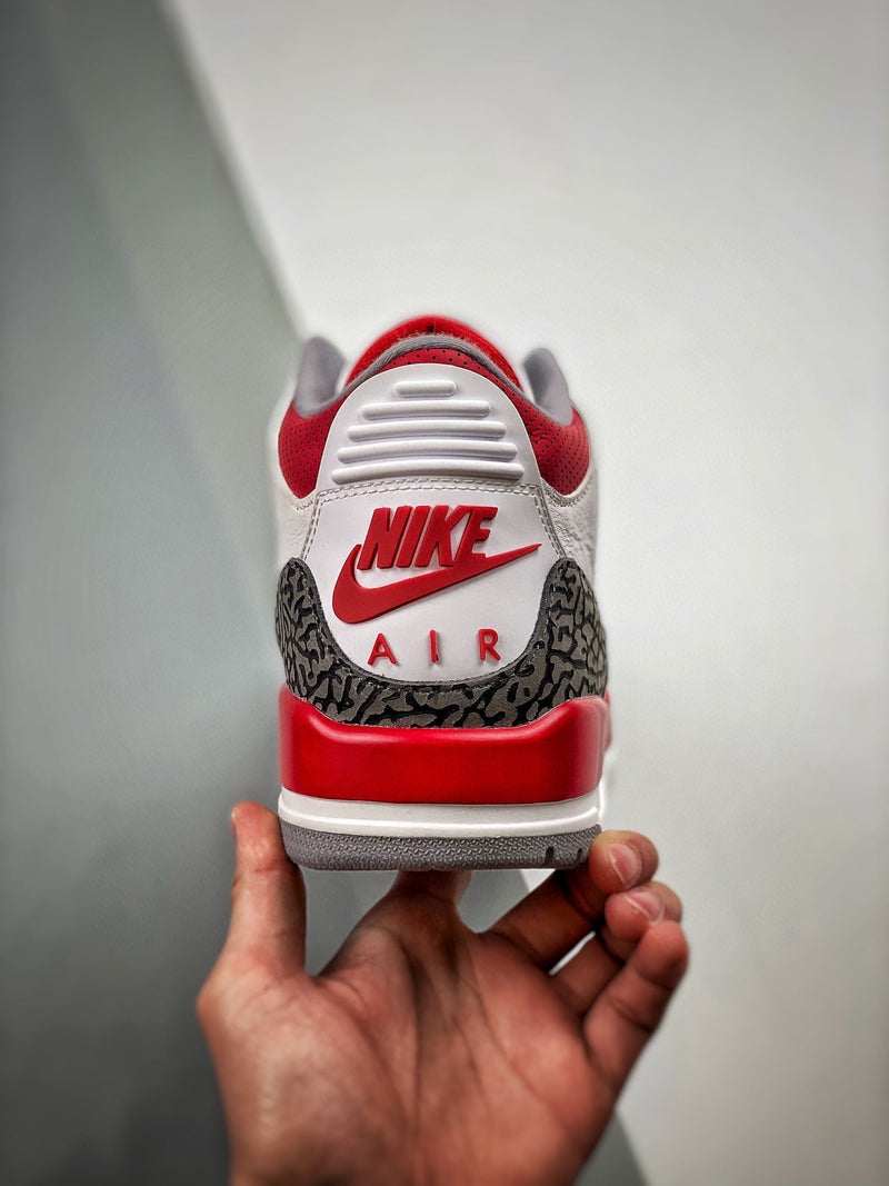 Tênis Nike Air Jordan 3 Retro "Fire Red" - Rei da Pelada