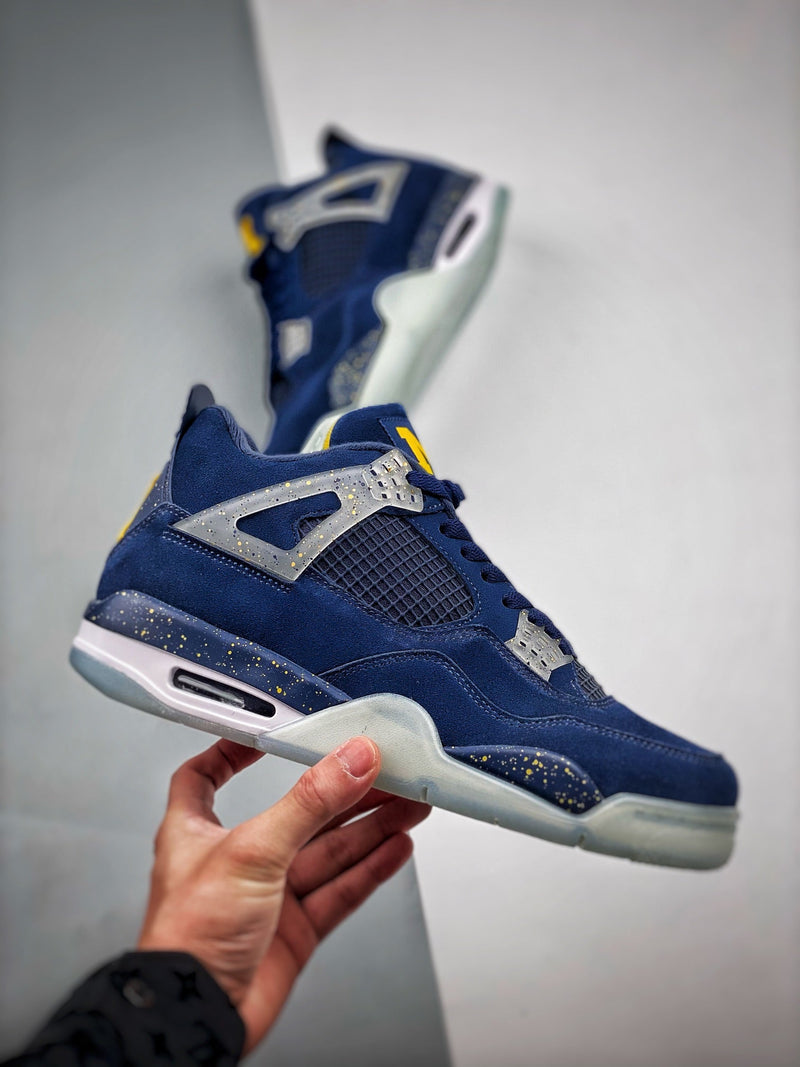 Tênis Nike Air Jordan 4 "Michigan" - Rei da Pelada