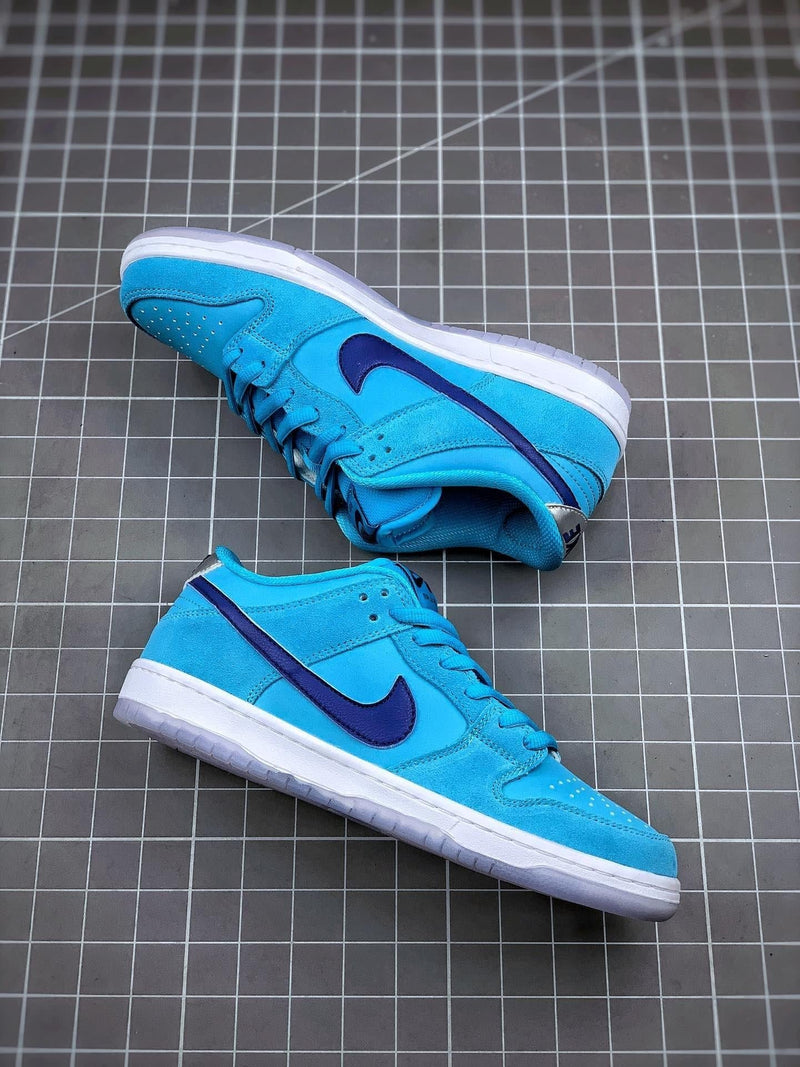 Tênis Nike SB Dunk Low "Blue Fury" - Rei da Pelada