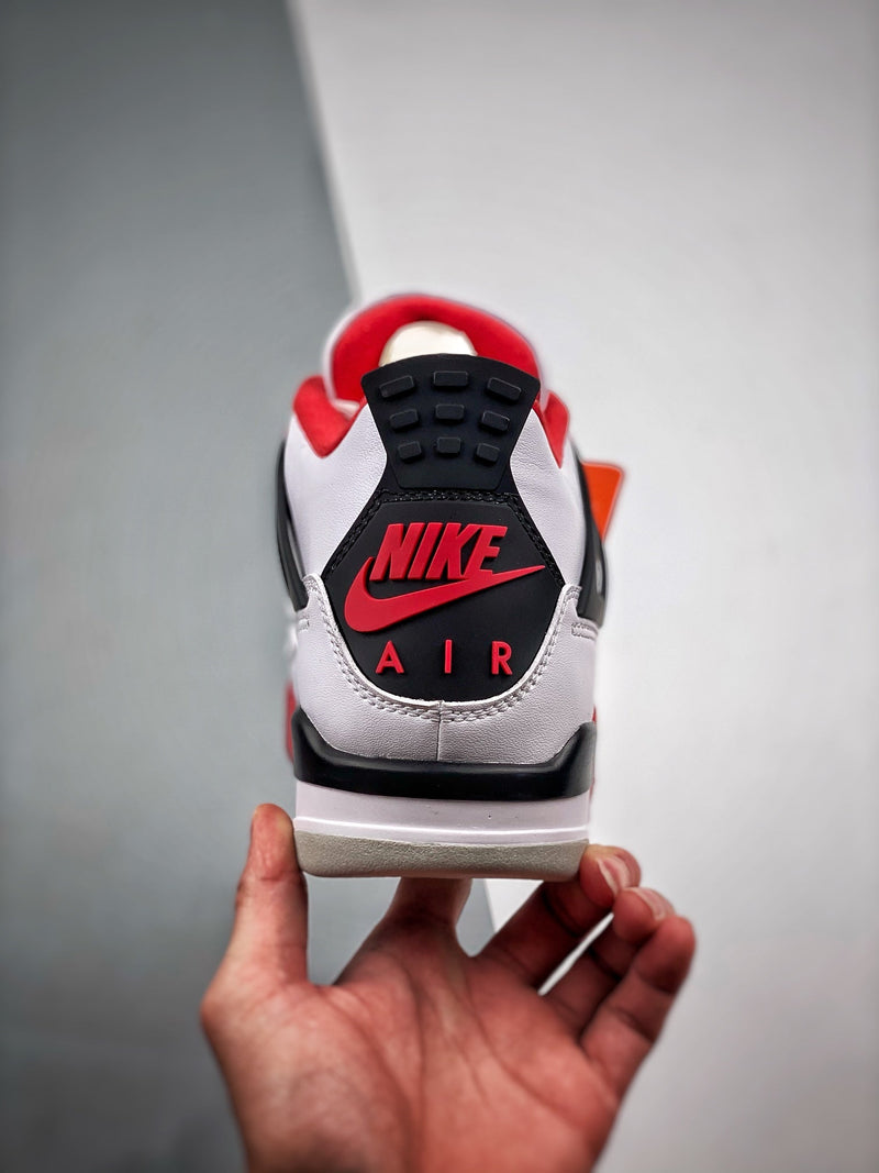 Tênis Nike Air Jordan 4 Retro "Fire Red" - Rei da Pelada