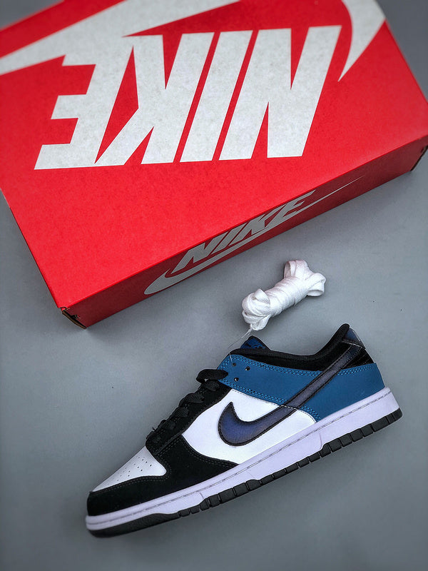 Tênis Nike SB Dunk Low "Industrial Blue" - Rei da Pelada