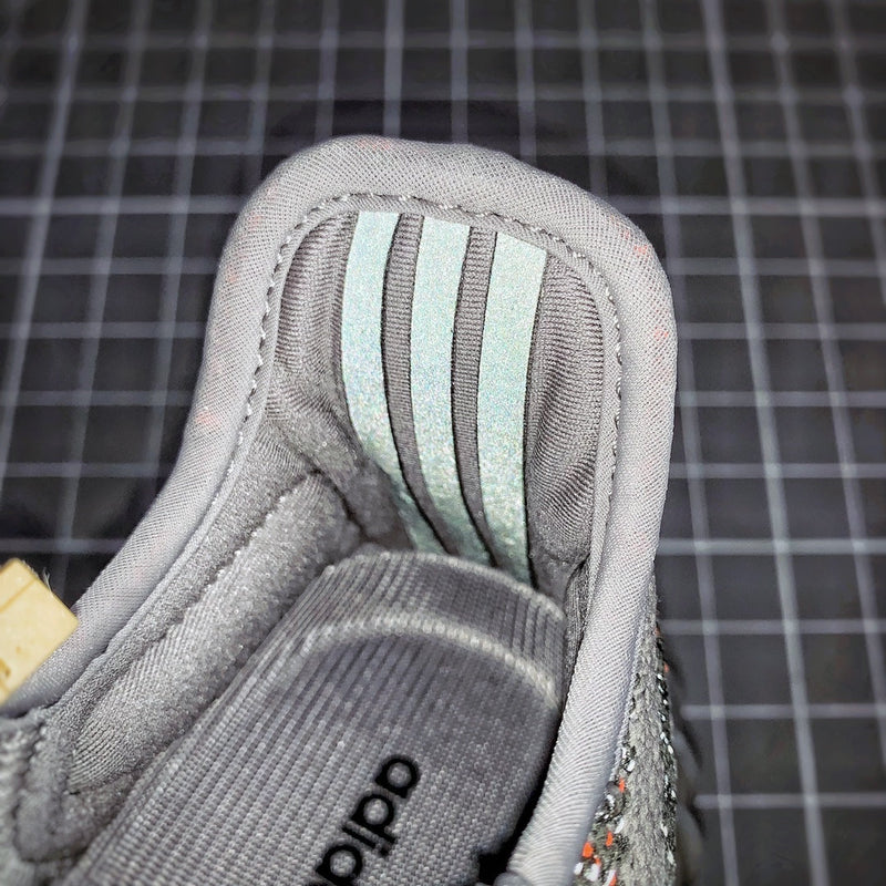 Tênis Adidas Yeezy 350 Boost V2 Beluga (Refletivo) - Rei da Pelada