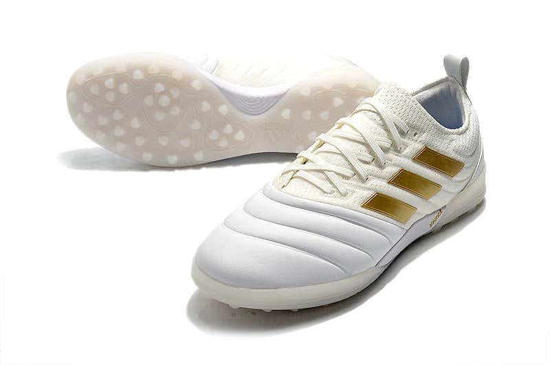 Chuteira Adidas Copa 20.1 Society