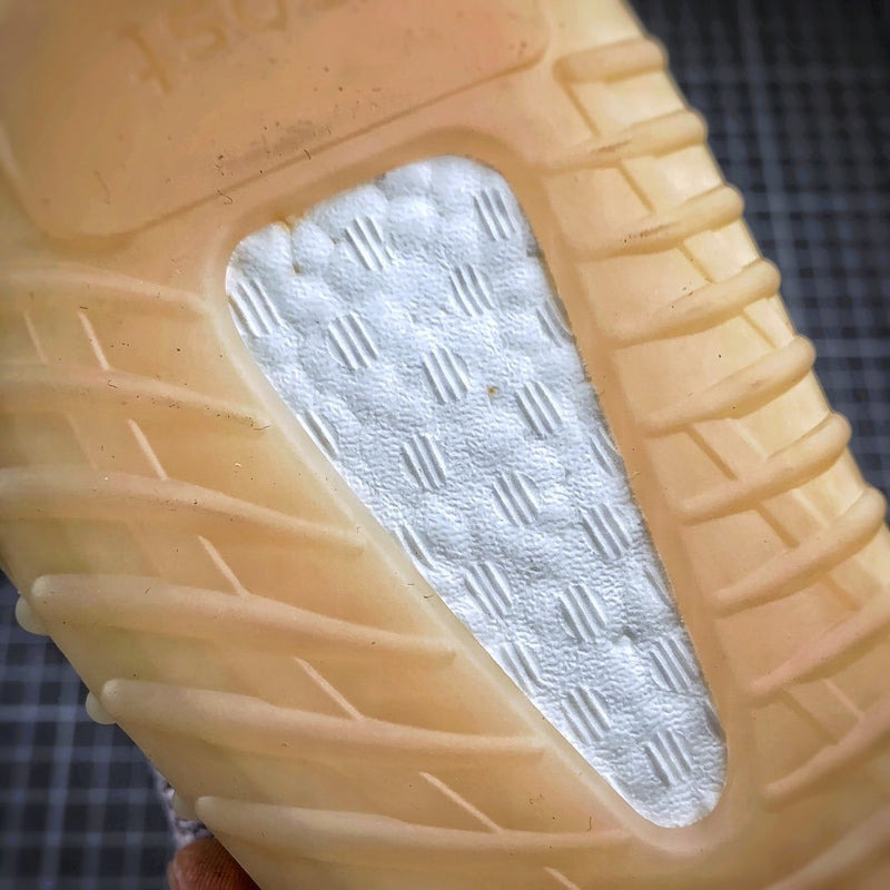 Tênis Adidas Yeezy Boost 350 V2 Sulfur - Rei da Pelada