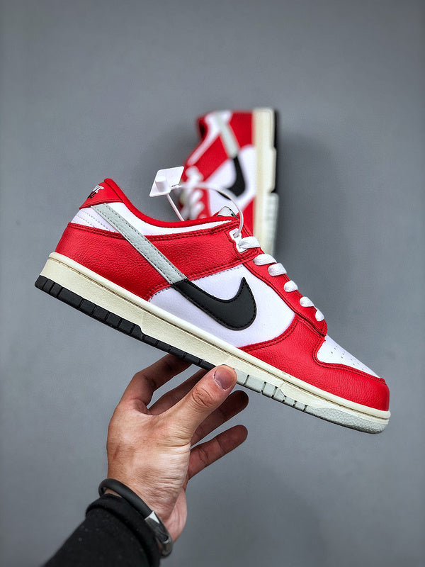 Tênis Nike SB Dunk Low "Chicago Split" - Rei da Pelada