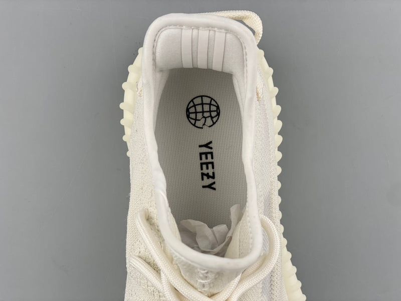 Tênis Adidas Yeezy Boost 350 V2 Bone - Rei da Pelada