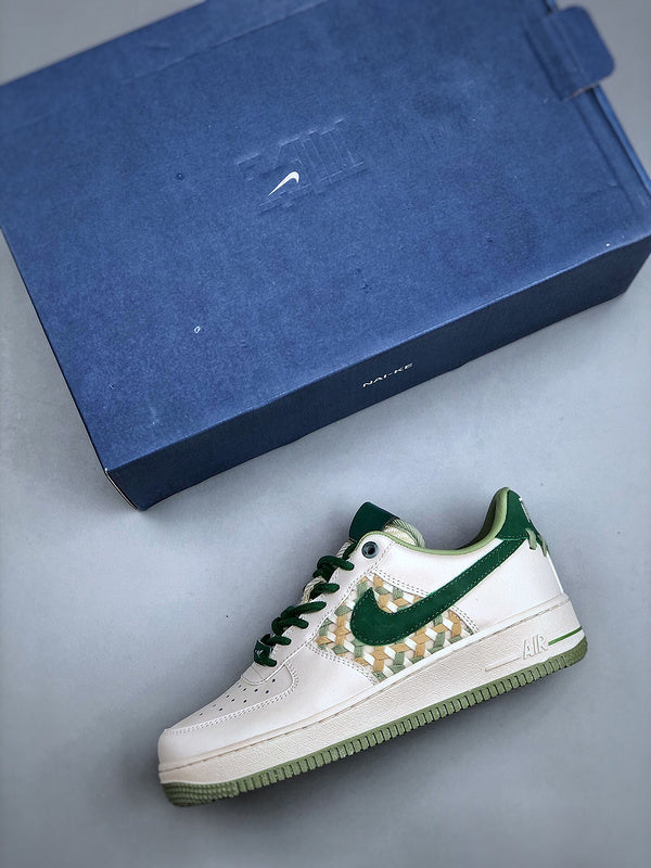 Tênis Nike Air Force 1'07 Low "Bamboo" - Rei da Pelada