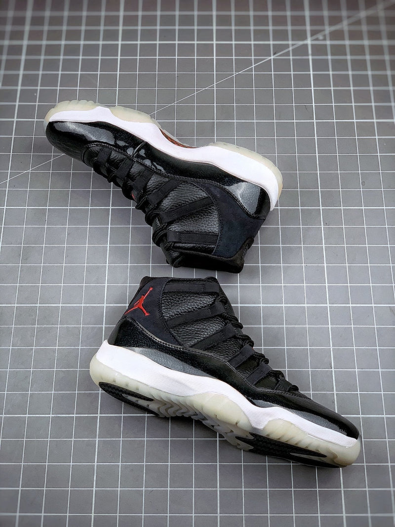 Tênis Nike Air Jordan 11 Retro - Rei da Pelada