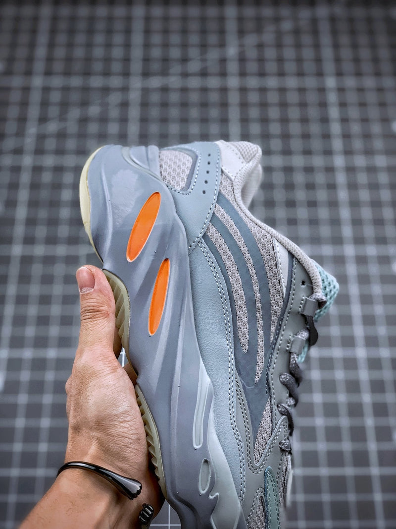 Tênis Adidas Yeezy Boost 700 V2 Inertia - Rei da Pelada