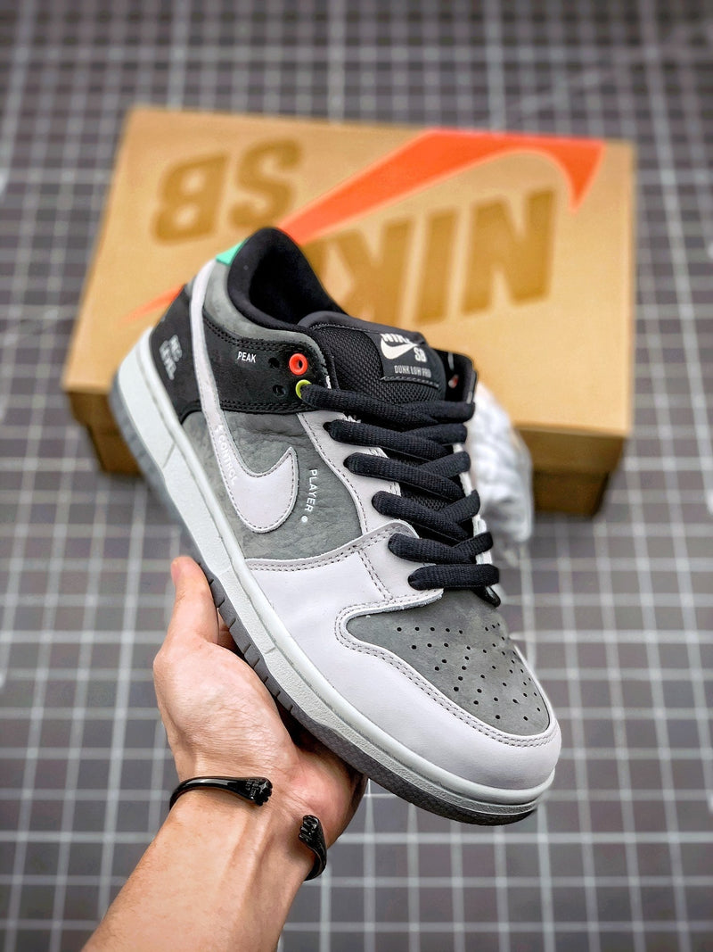 Tênis Nike SB Dunk Low "VX1000" - Rei da Pelada