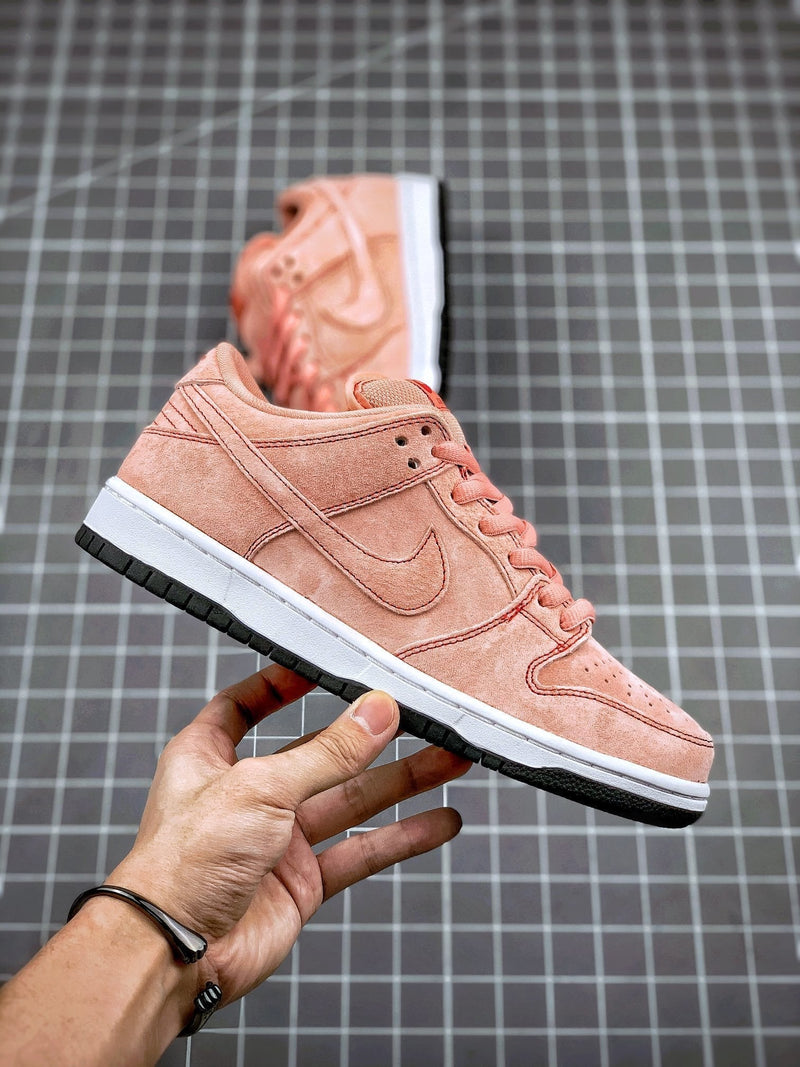 Tênis Nike SB Dunk Low "Pink" - Rei da Pelada